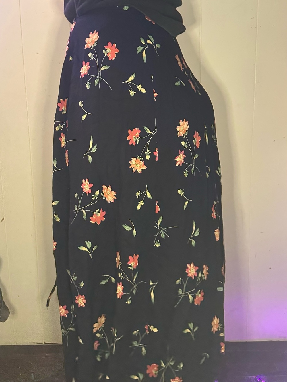 90s-Y2K Cottage Core Flowy Wrap Skirt - Black Floral Maxi by Bass - Picture 12 of 14